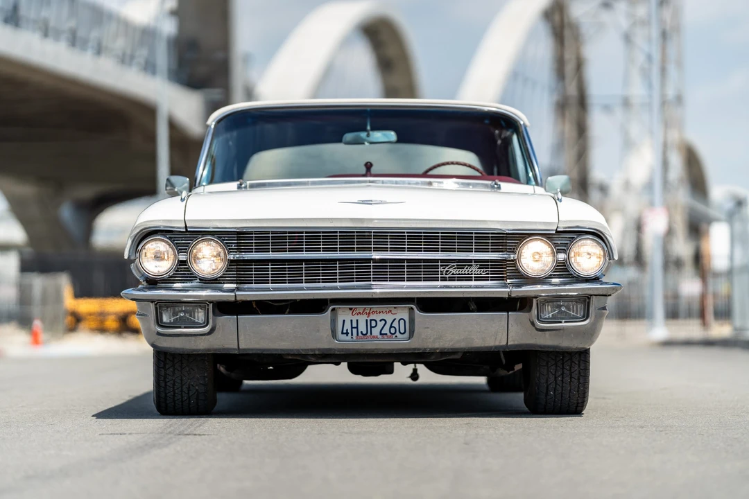 1962 Cadillac Series 62 6th Gen - Image 17 of 31