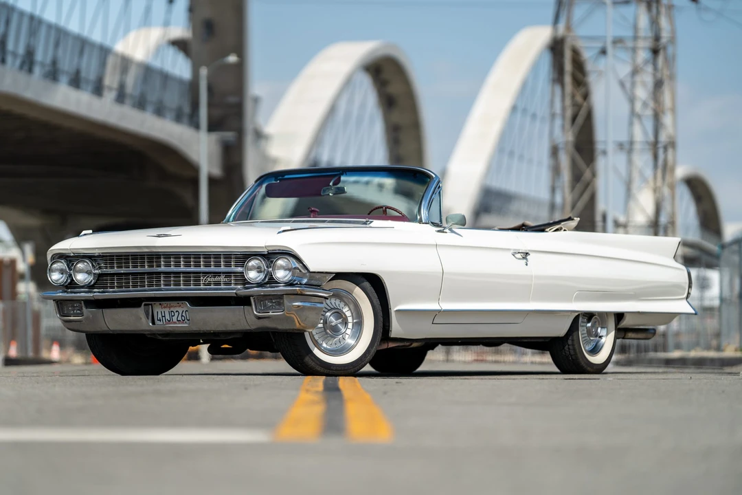 1962 Cadillac Series 62 6th Gen - Image 2 of 31