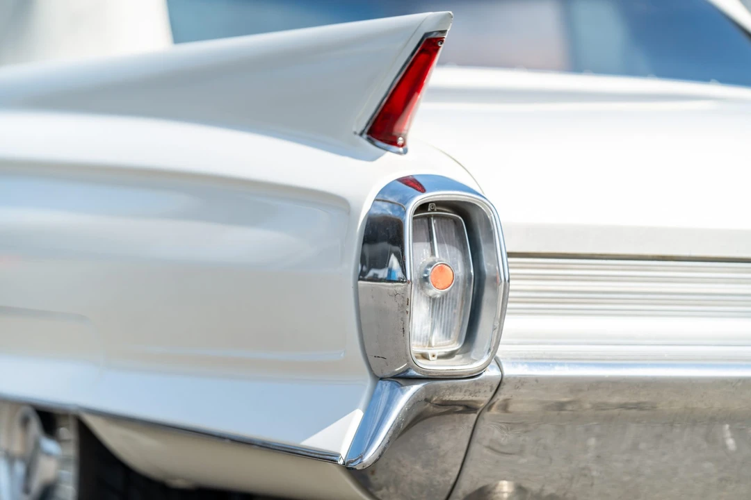1962 Cadillac Series 62 6th Gen - Image 24 of 31