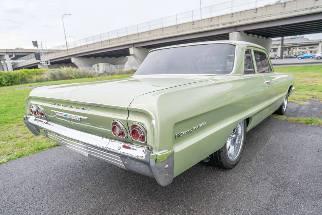 1964 Chevrolet Biscayne - Image 9 of 31