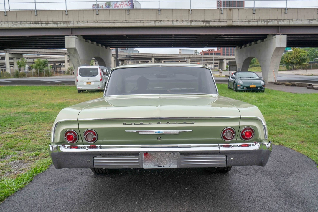 1964 Chevrolet Biscayne - Image 9 of 31
