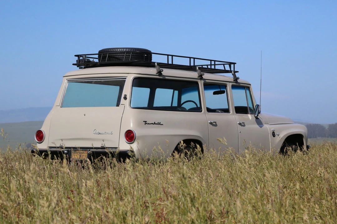 1965 International Harvester Travelall - Image 9 of 31
