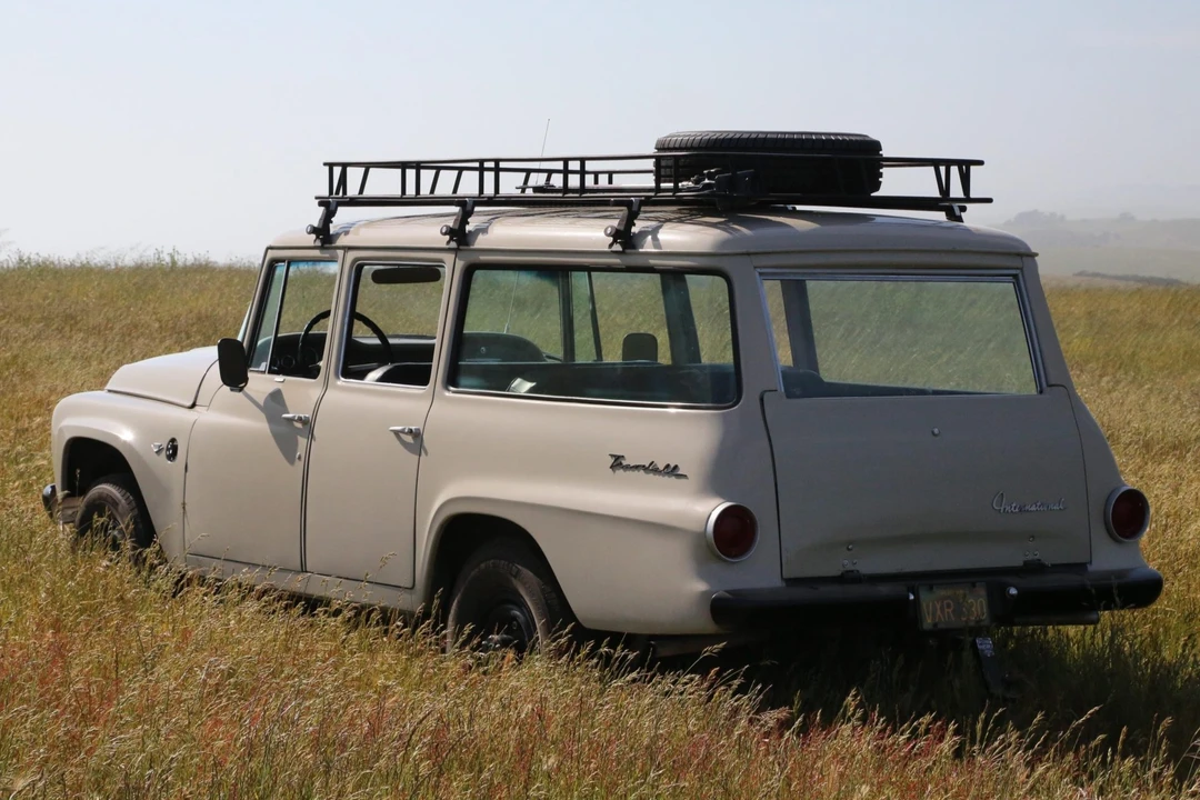 1965 International Harvester Travelall - Image 12 of 31