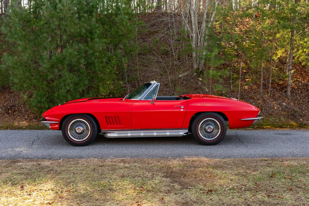 1966 Chevrolet Corvette C2 - Image 10 of 31