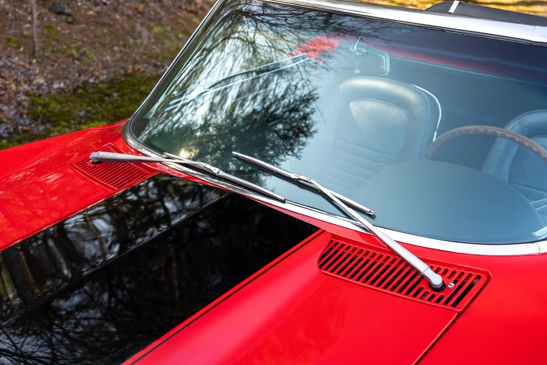 1966 Chevrolet Corvette C2 - Image 15 of 31