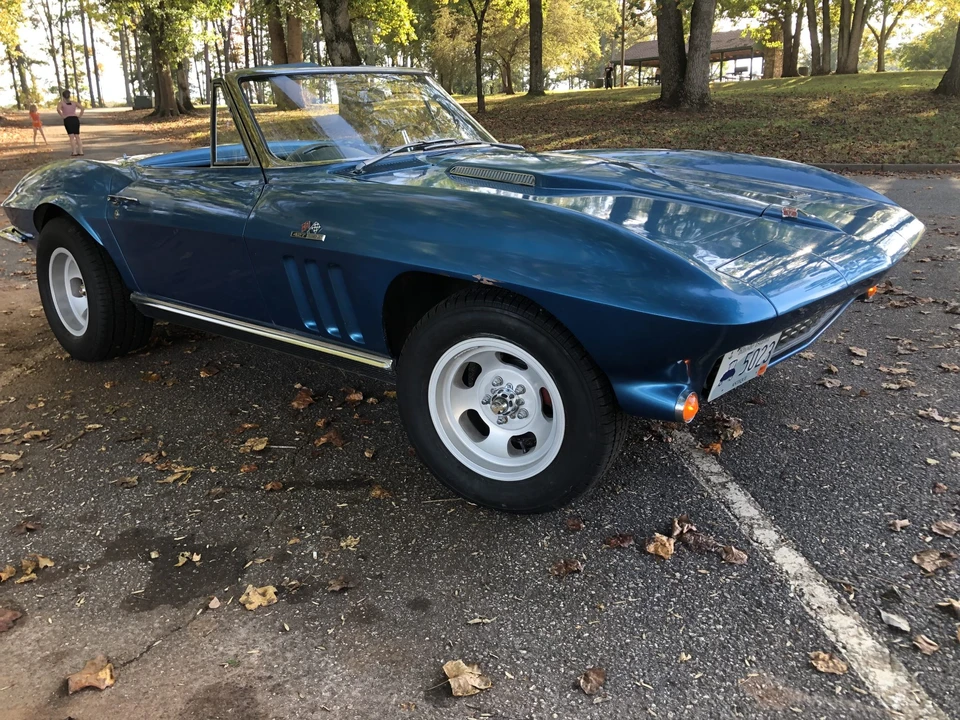 1966 Chevrolet Corvette C2 - Image 2 of 31