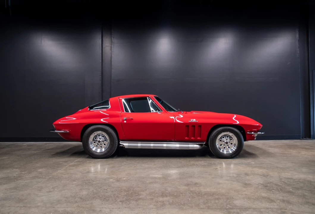 1966 Chevrolet Corvette C2 - Image 14 of 31
