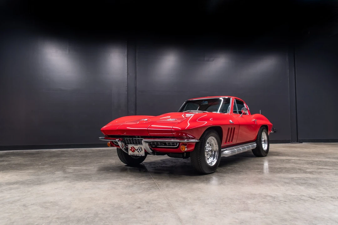1966 Chevrolet Corvette C2 - Image 7 of 31