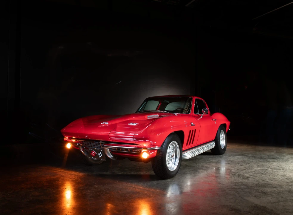 1966 Chevrolet Corvette C2 - Image 4 of 31