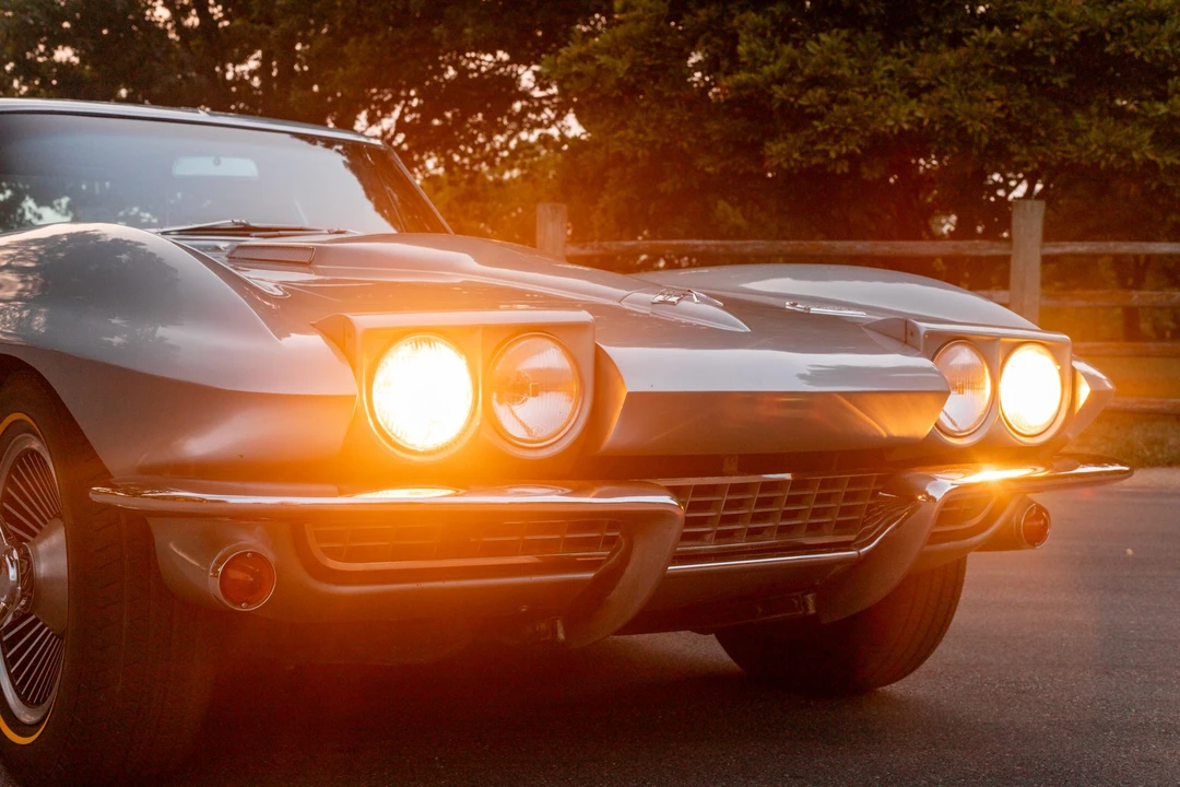 1966 Chevrolet Corvette C2 - Image 10 of 31