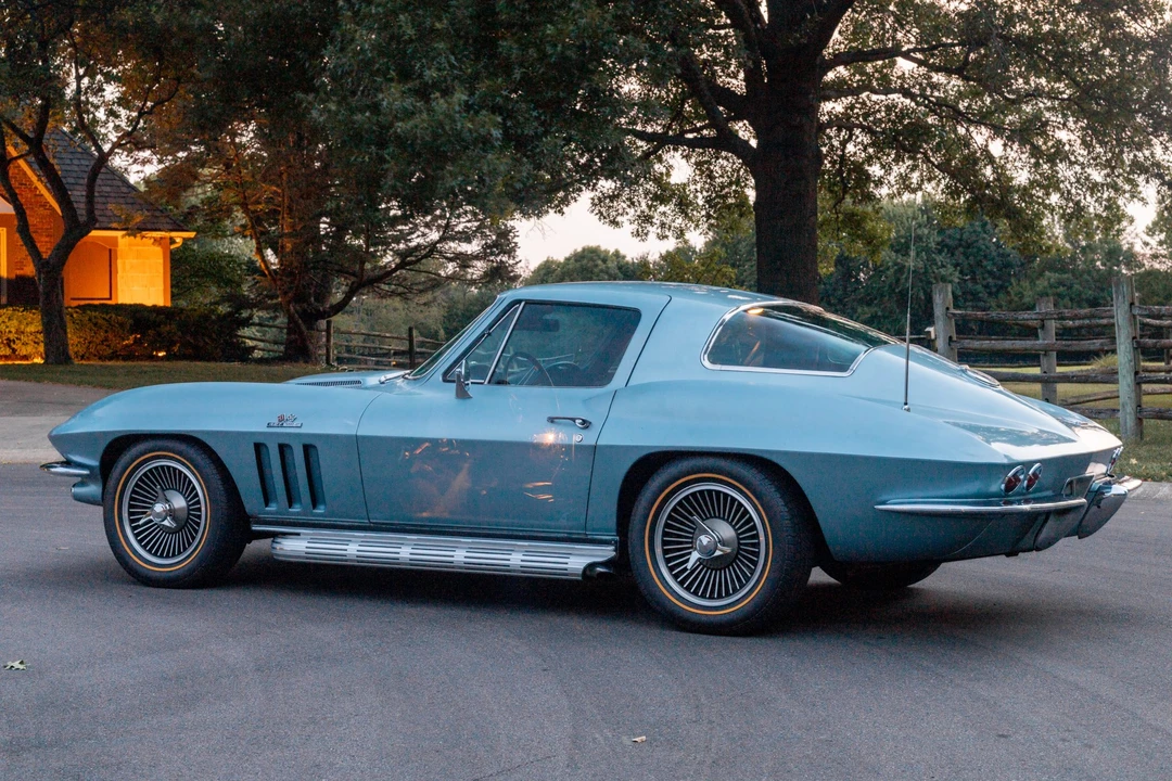 1966 Chevrolet Corvette C2 - Image 8 of 31