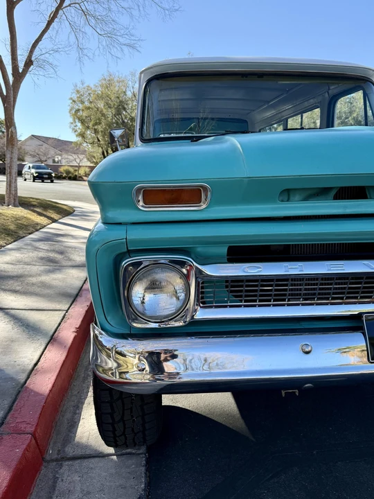 1966 Chevrolet Suburban 5th Gen - Image 31 of 31