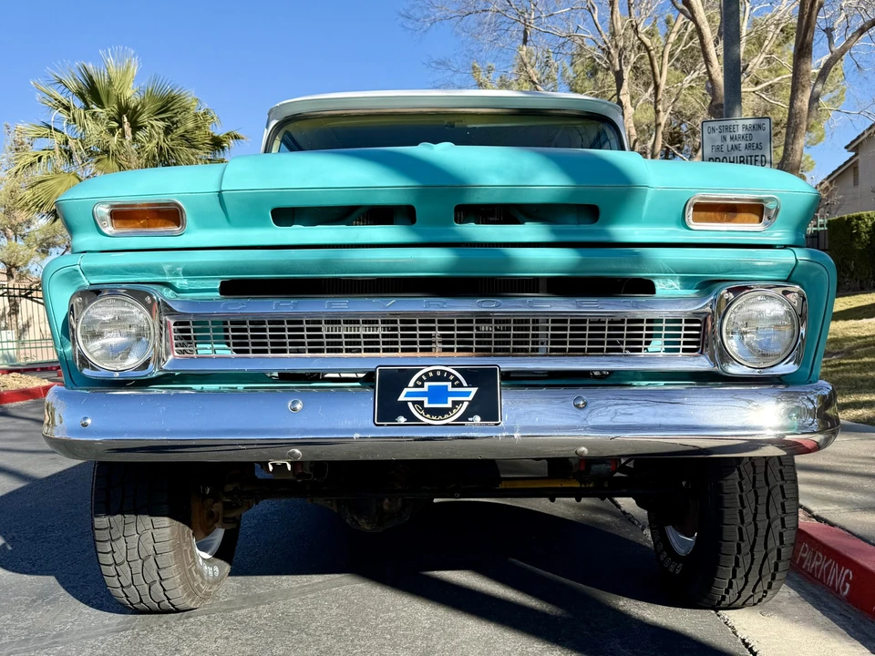1966 Chevrolet Suburban 5th Gen - Image 29 of 31