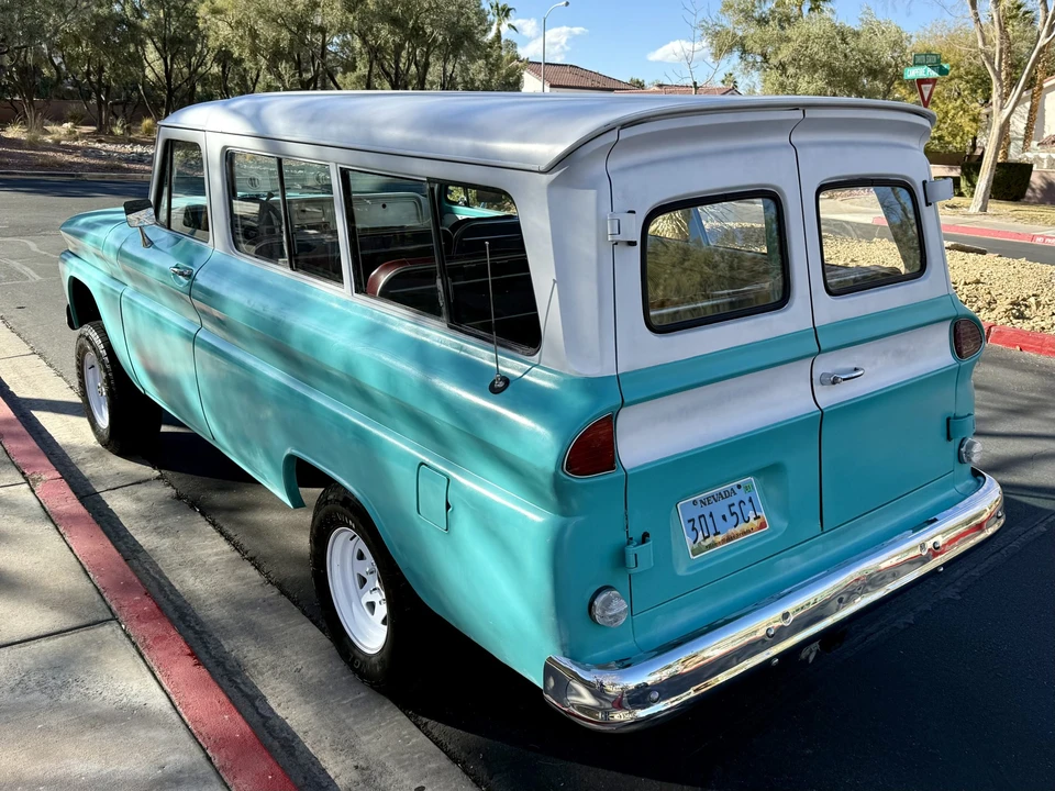 1966 Chevrolet Suburban 5th Gen - Image 21 of 31