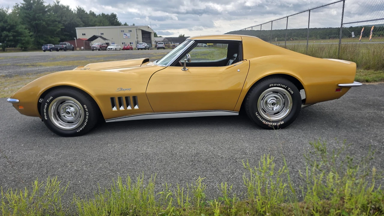 1969 Chevrolet Corvette C3 427 & 454 - Image 24 of 31