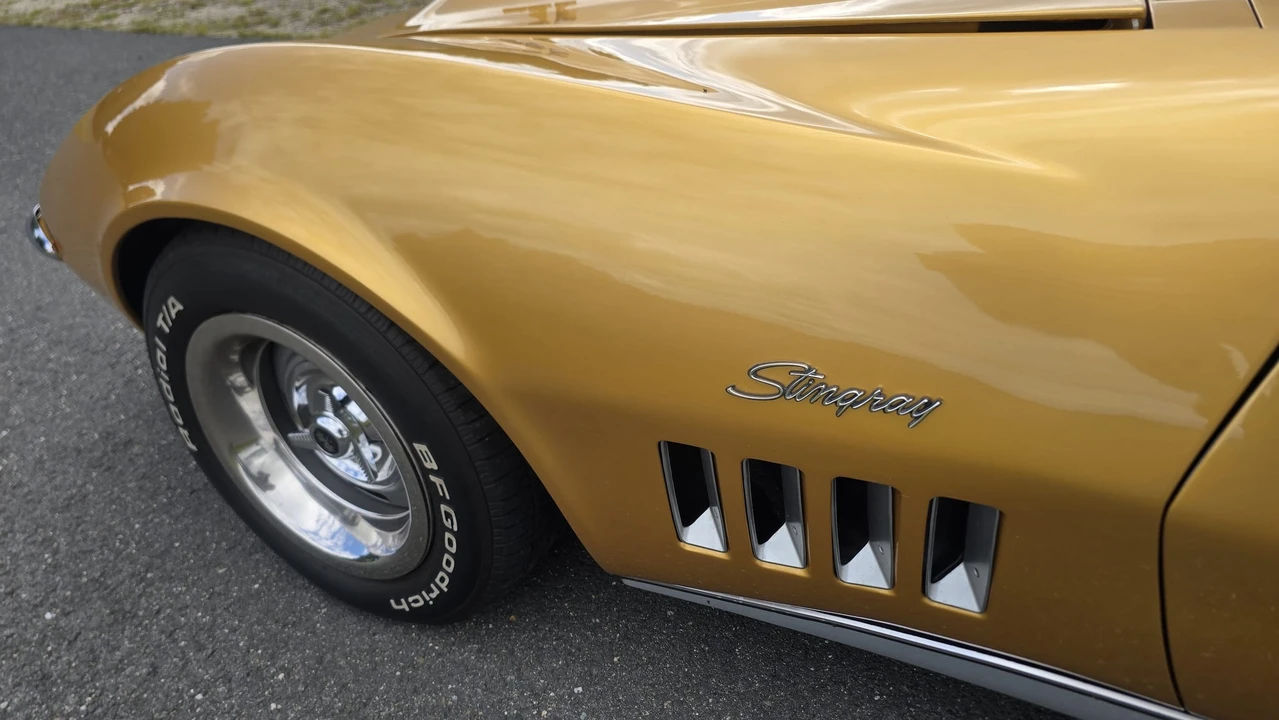 1969 Chevrolet Corvette C3 427 & 454 - Image 30 of 31