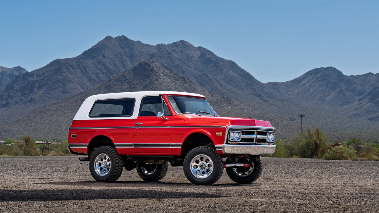 1971 GMC Jimmy 1st Gen - Image 11 of 31