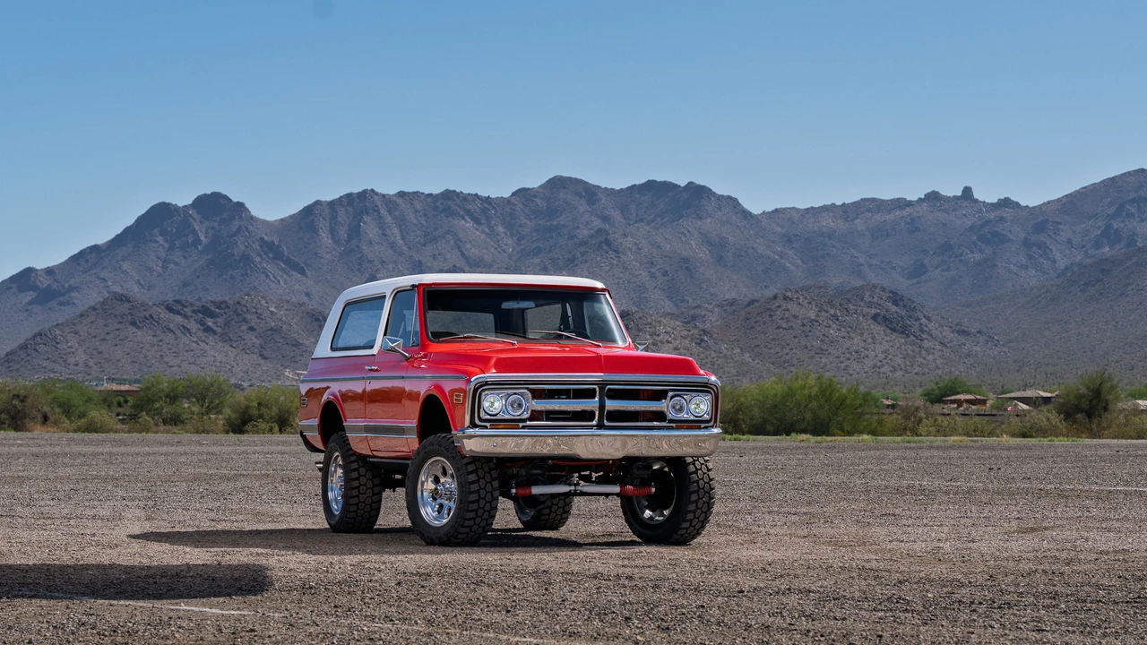 1971 GMC Jimmy 1st Gen - Image 9 of 31