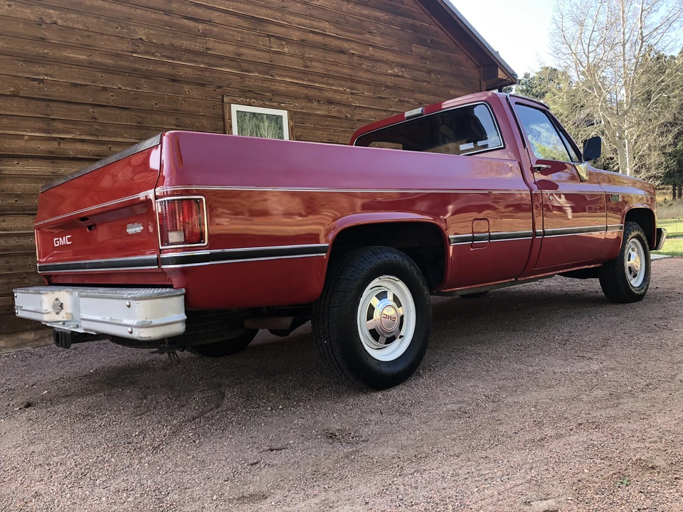 1986 GMC C/K 3rd Gen - Image 11 of 31