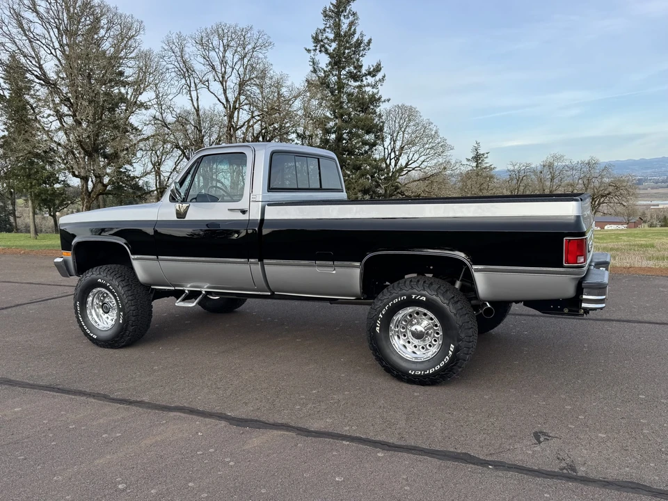 1986 GMC C/K 3rd Gen - Image 11 of 31