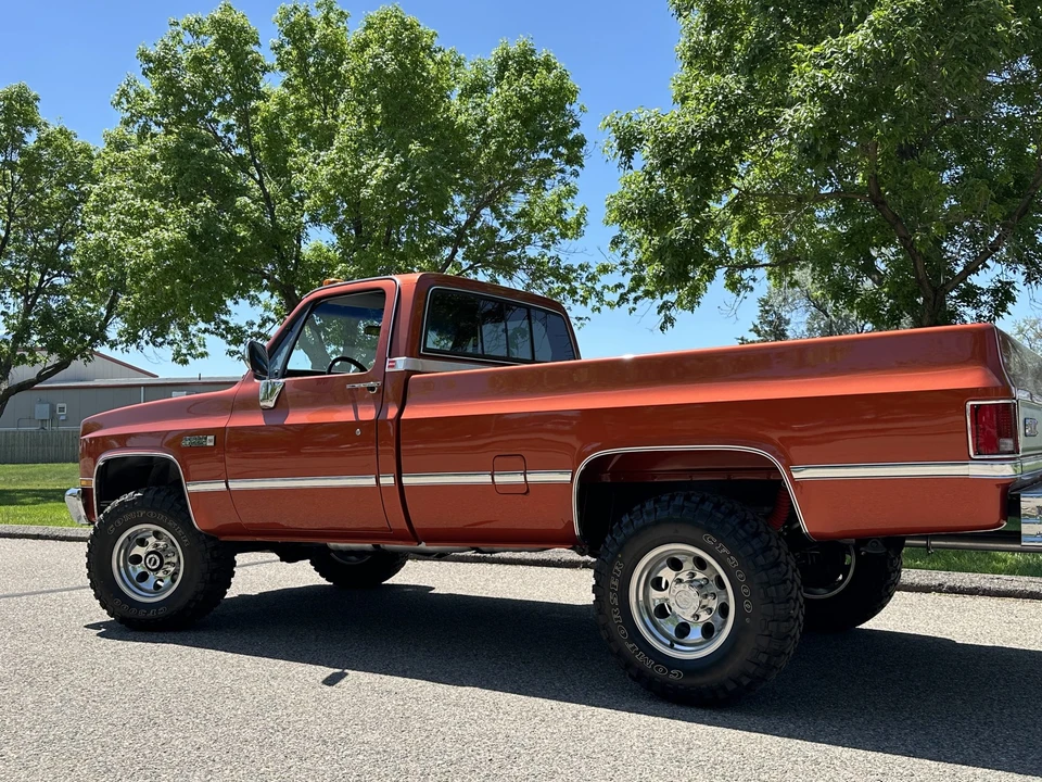 1986 GMC C/K 3rd Gen - Image 7 of 31