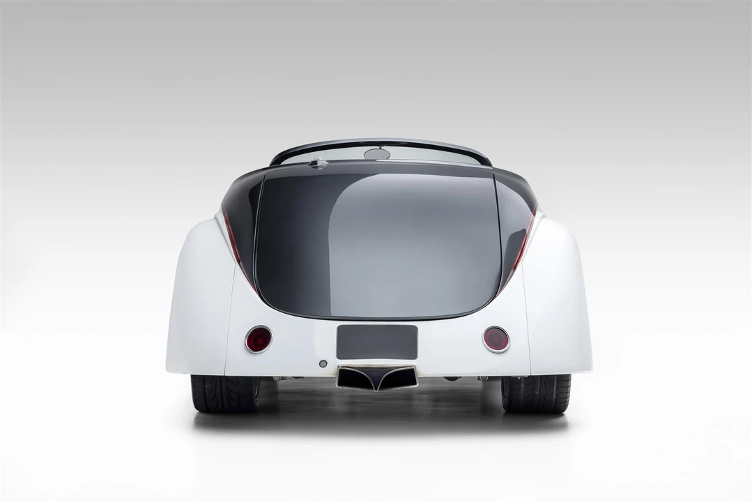 Willys Americar Coupe - Image 18 of 31