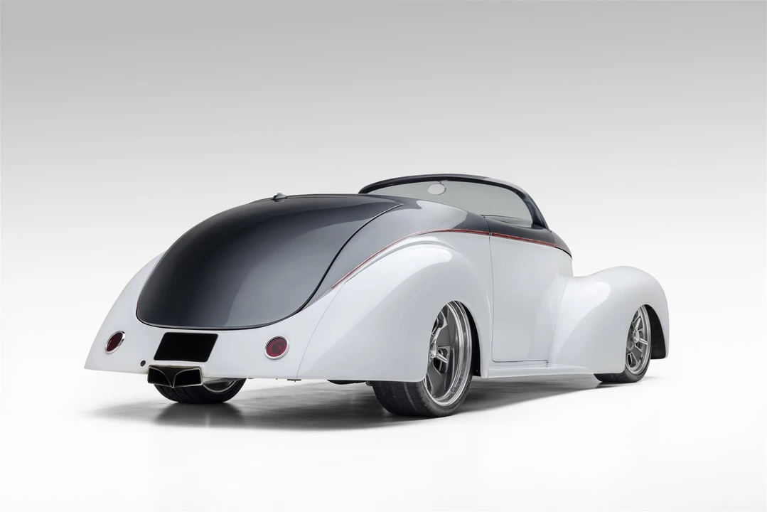 Willys Americar Coupe - Image 15 of 31