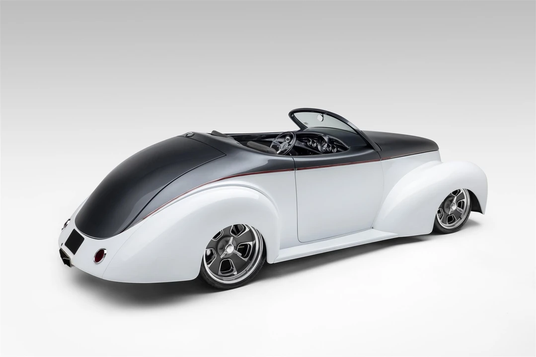 Willys Americar Coupe - Image 13 of 31