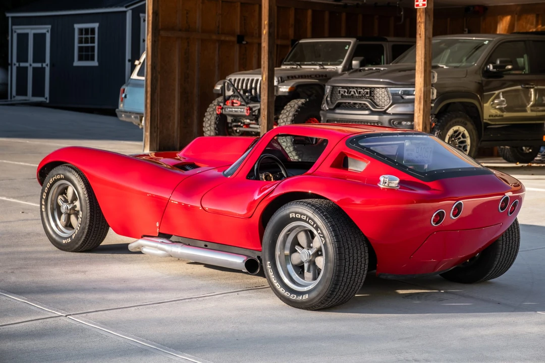 Chevrolet Corvette - Image 4 of 31