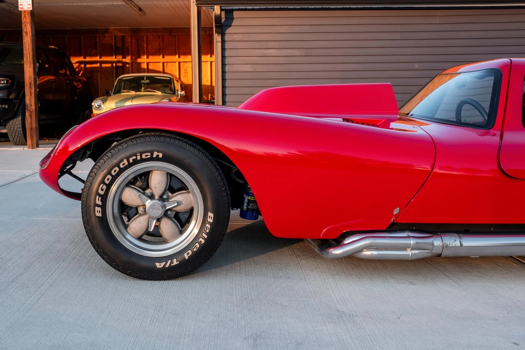 Chevrolet Corvette - Image 8 of 31