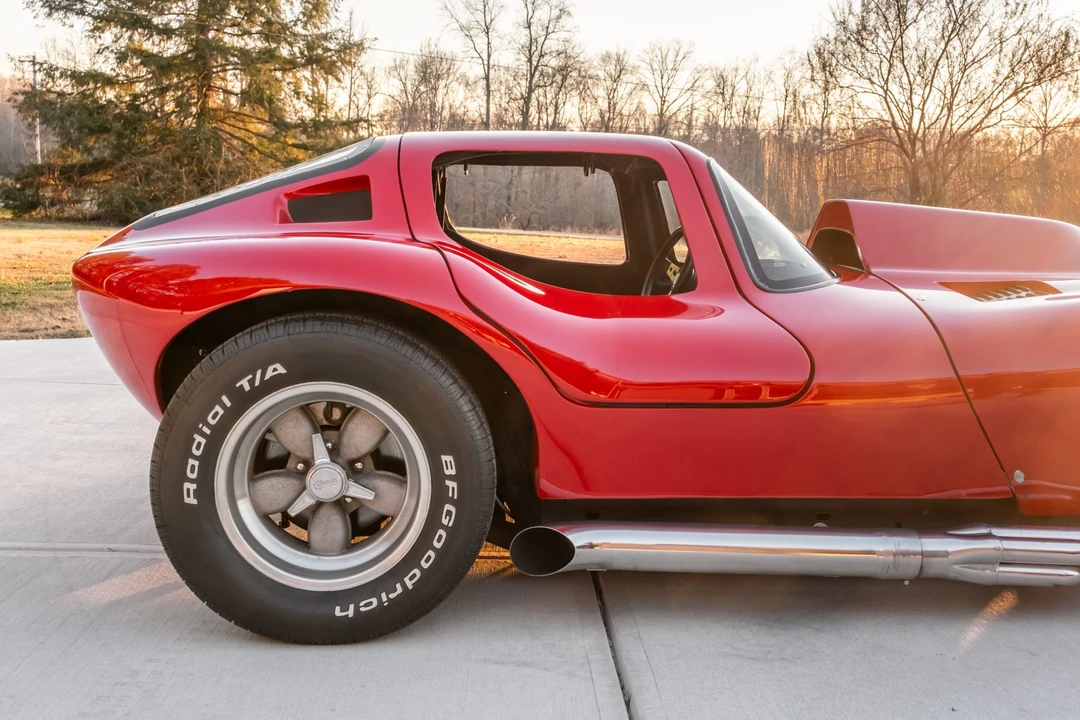 Chevrolet Corvette - Image 10 of 31