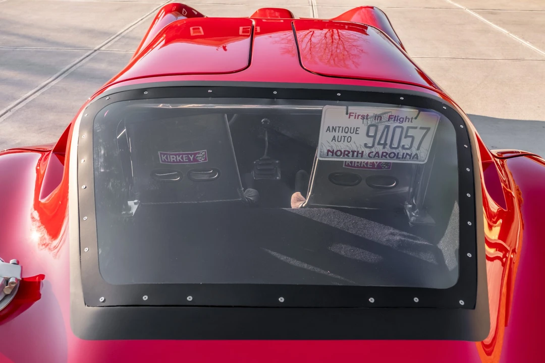 Chevrolet Corvette - Image 25 of 31