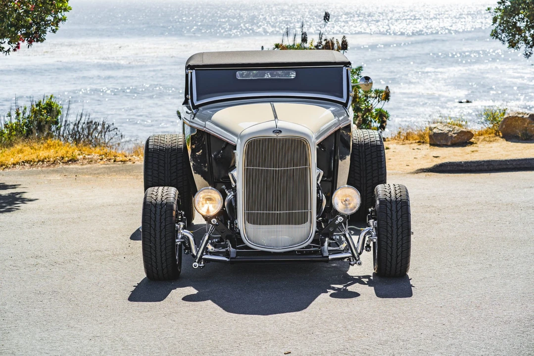 Ford Hot Rod - Image 11 of 31