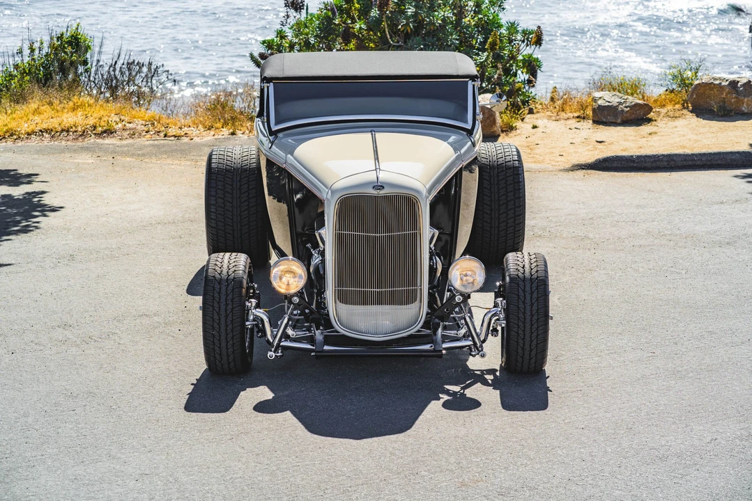Ford Hot Rod - Image 10 of 31
