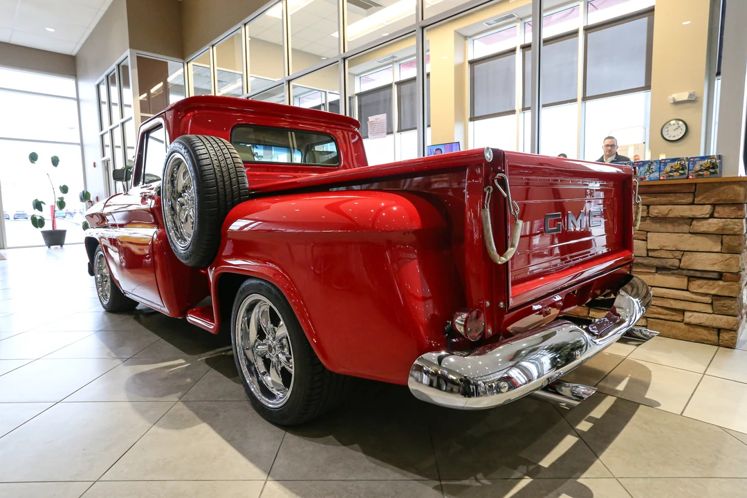 GMC C/K 1st Gen - Image 6 of 31