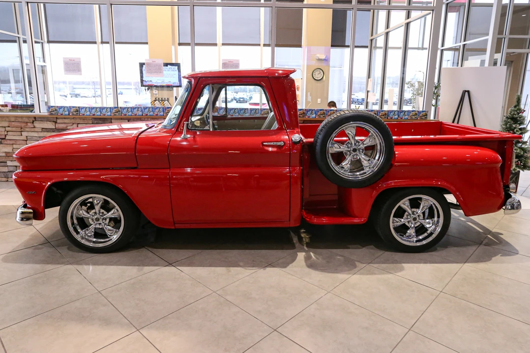 GMC C/K 1st Gen - Image 3 of 31