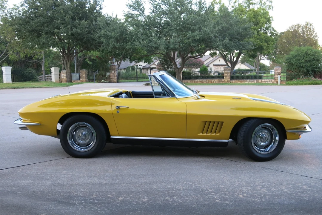 1967 Chevrolet Corvette C2 - Image 29 of 31
