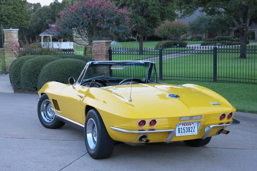 1967 Chevrolet Corvette C2 - Image 8 of 31