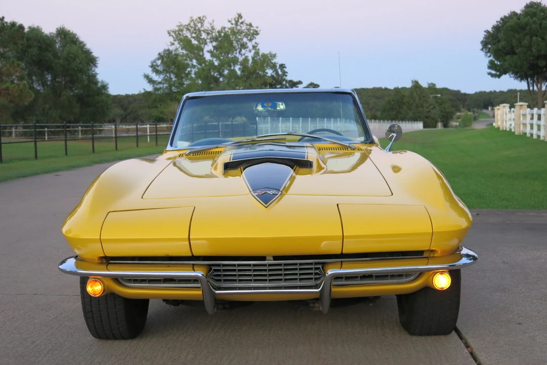 1967 Chevrolet Corvette C2 - Image 13 of 31
