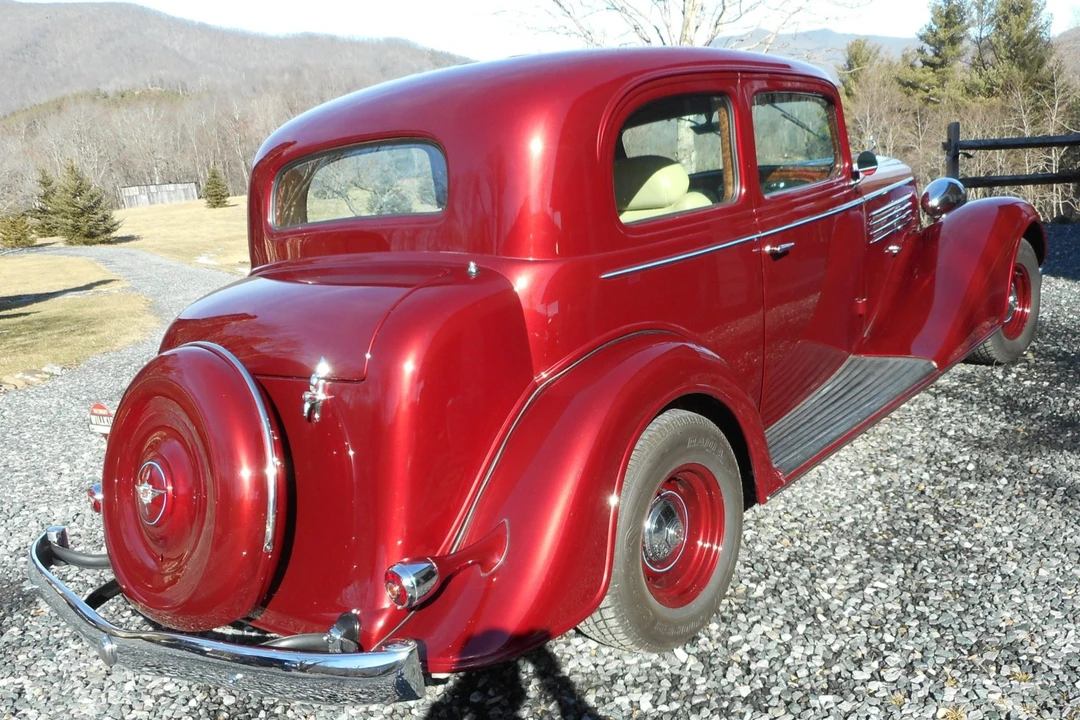 1935 Buick Century - Image 10 of 31
