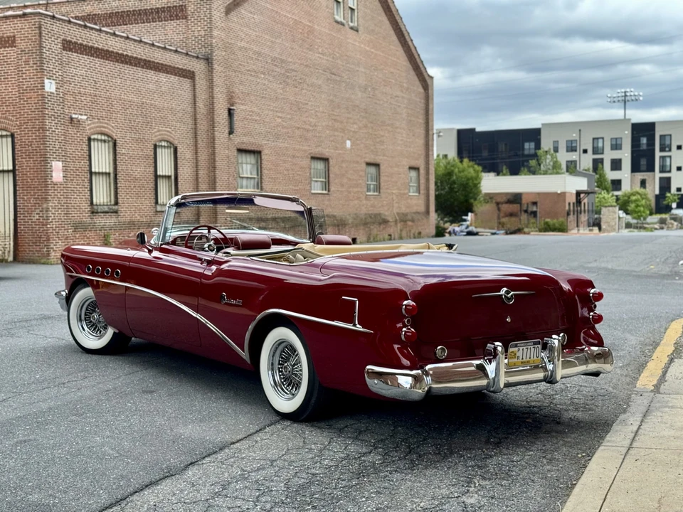 1954 Buick Roadmaster - Image 22 of 31