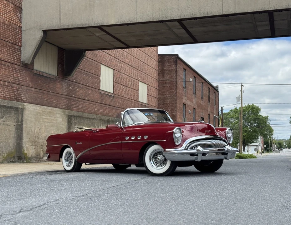 1954 Buick Roadmaster - Image 10 of 31