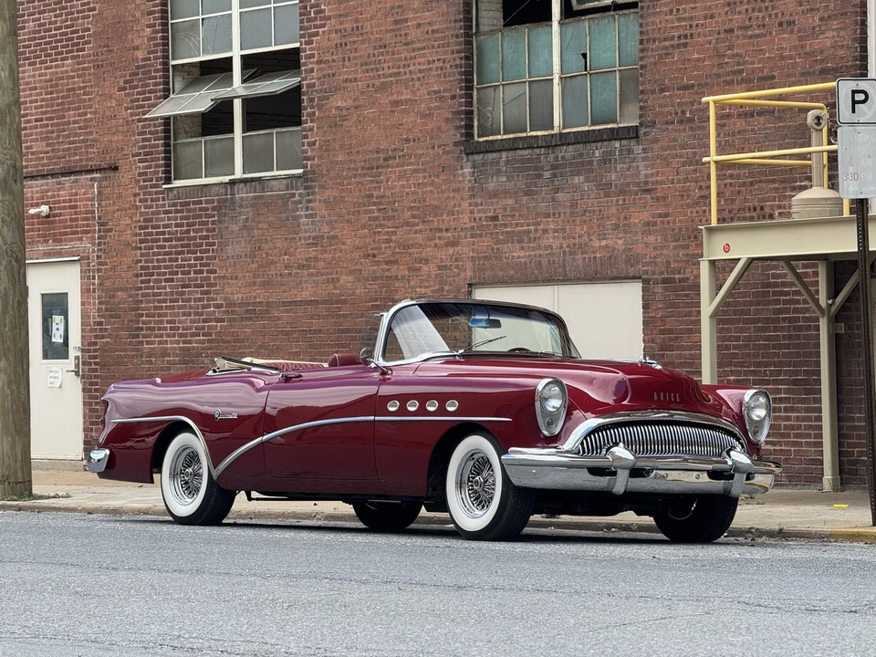 1954 Buick Roadmaster - Image 13 of 31