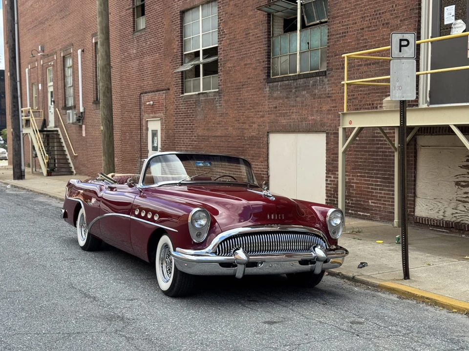 1954 Buick Roadmaster - Image 8 of 31