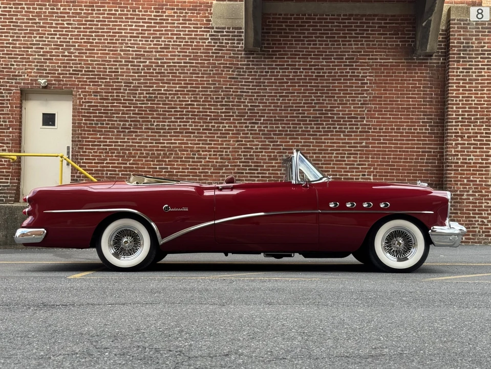1954 Buick Roadmaster - Image 15 of 31