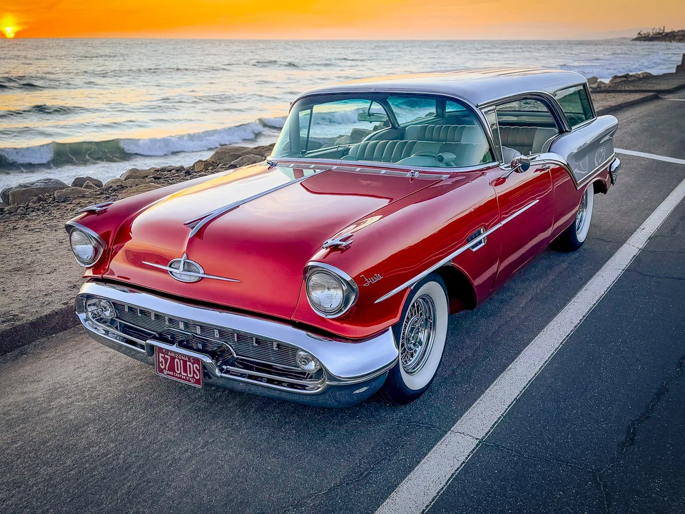 1957 Oldsmobile 88 - Image 7 of 31