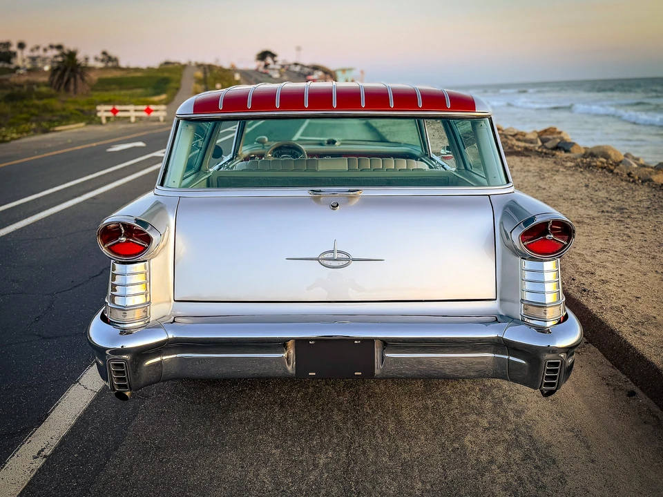 1957 Oldsmobile 88 - Image 17 of 31