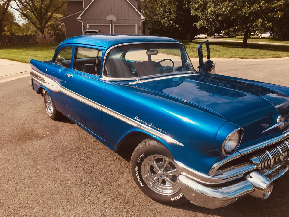 1957 Pontiac Chieftain - Image 16 of 31