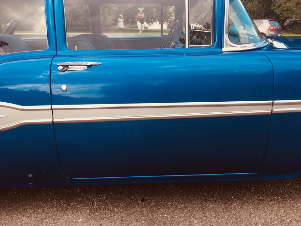 1957 Pontiac Chieftain - Image 23 of 31