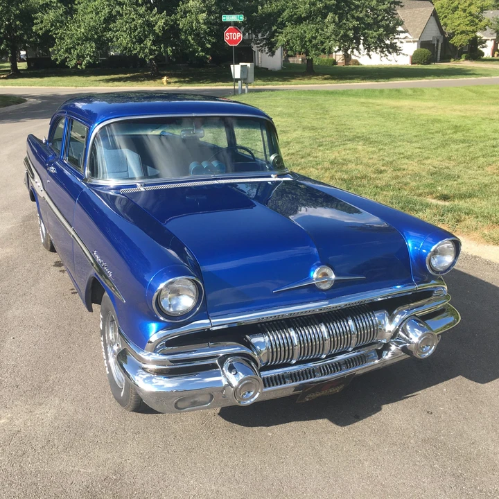 1957 Pontiac Chieftain - Image 2 of 31